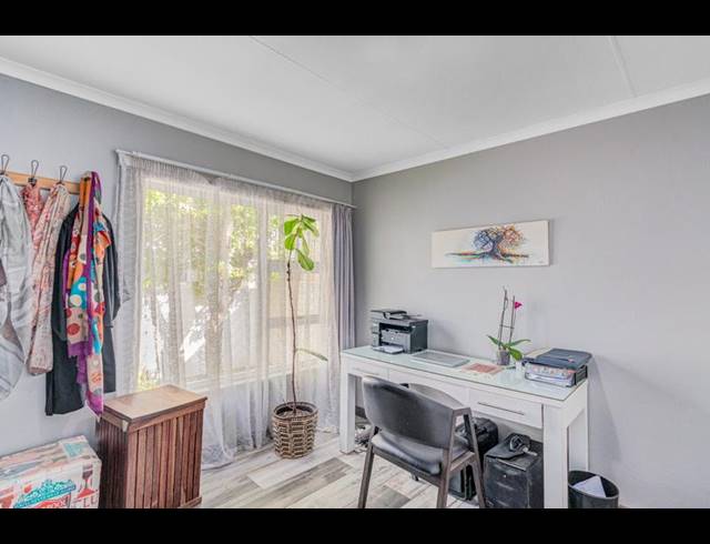 3 BEDROOM PROPERTY TO RENT IN MAGALIESSIG